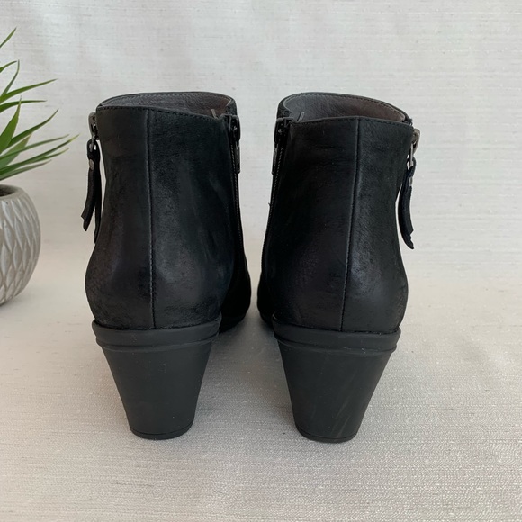 Abeo Rommie Neutral Black Suede Leather Heeled Ankle Booties Woman’s 7N - Picture 11 of 15